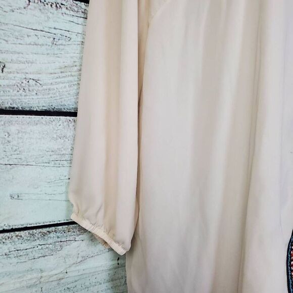 Maurices Women’s Boho Embroidered Peasant Blouse Size L Beige Long Sleeve Lightw - Picture 3 of 8